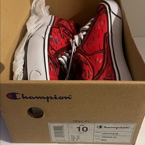 Champion Red Fringe Low-Top 👟